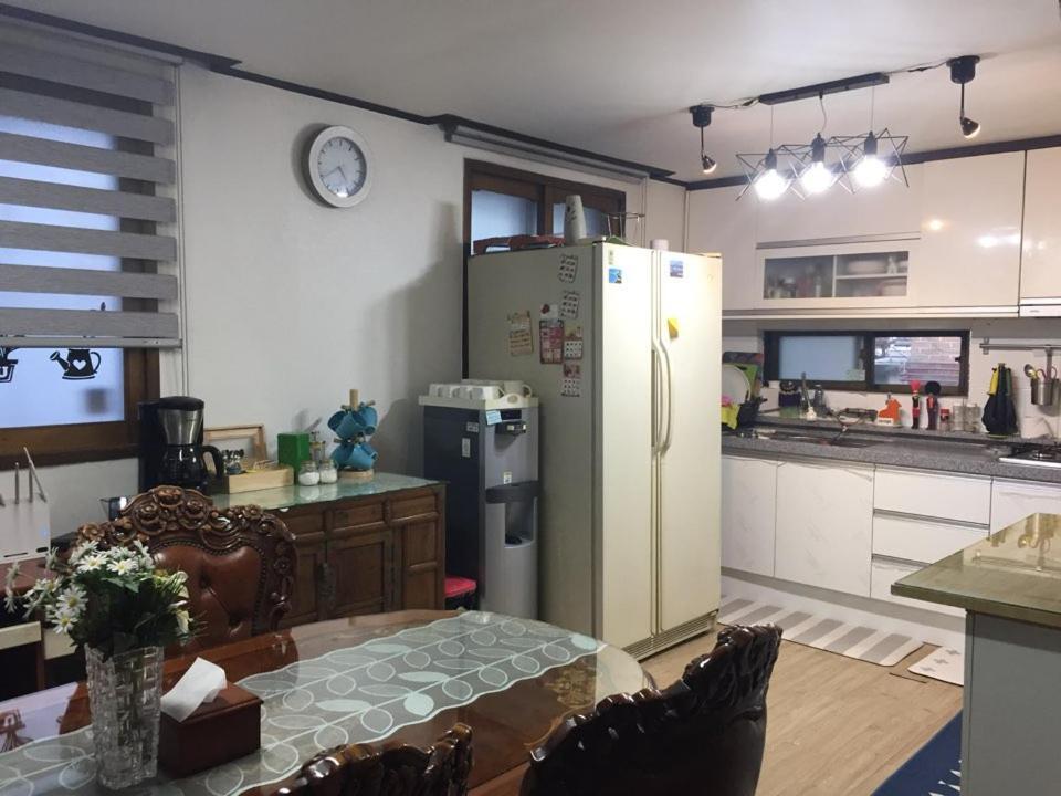 Duri Guest House Сеул Екстериор снимка